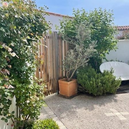 Maison De Vacances La Flotte 00491Ui 외부 사진