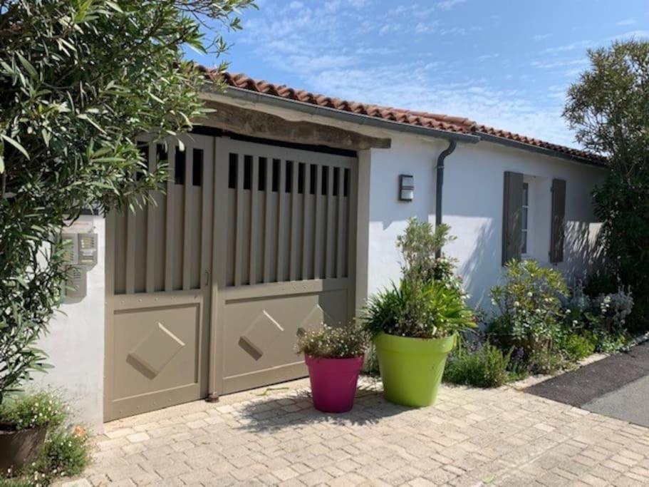 Maison De Vacances La Flotte 00491Ui 외부 사진